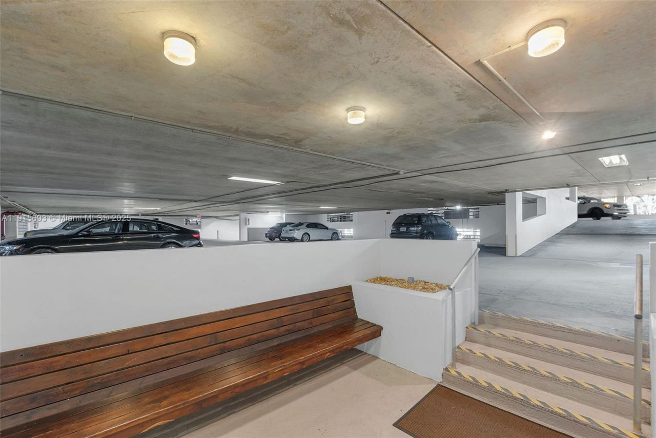 2900 NE 14th St Cswy, Unit 108, Pompano Beach, FL 33062 Photo