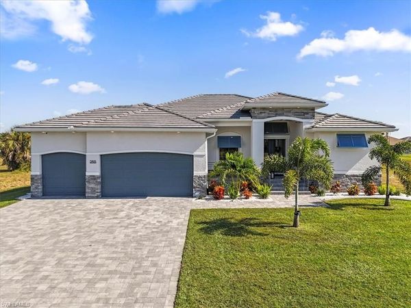 255 Rotonda BLVD S, ROTONDA WEST, FL 33947