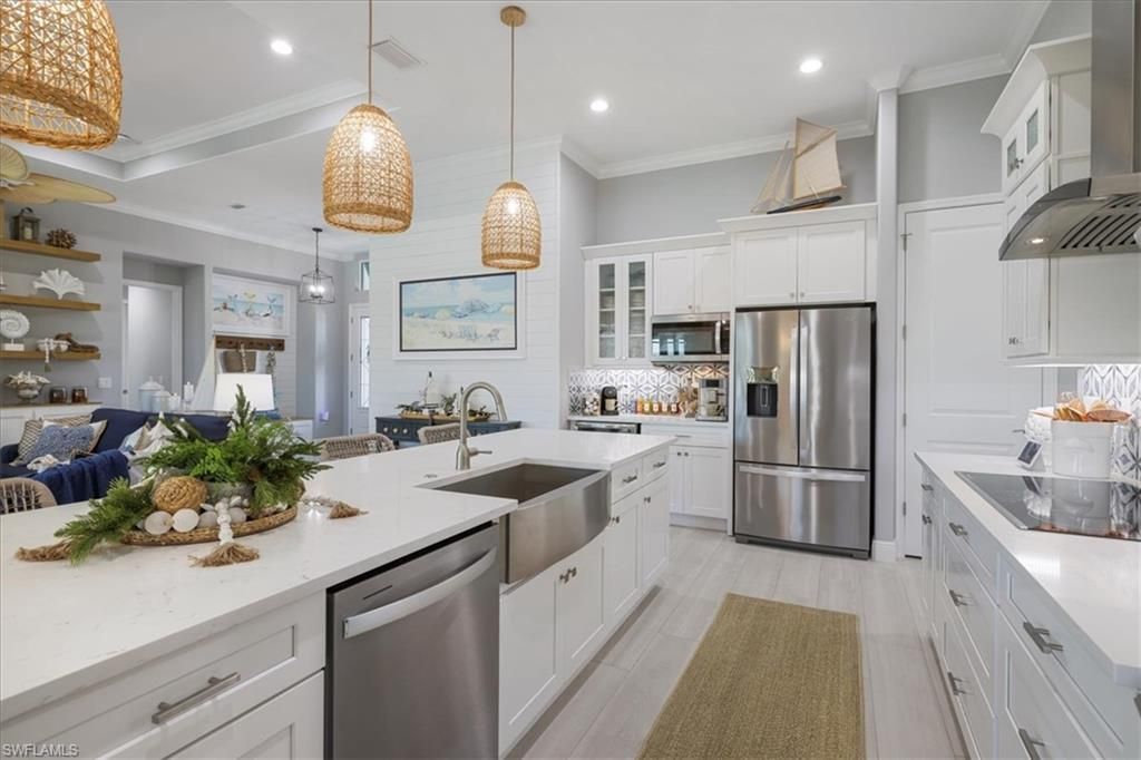 255 Rotonda Blvd S, Rotonda West, FL 33947 Photo