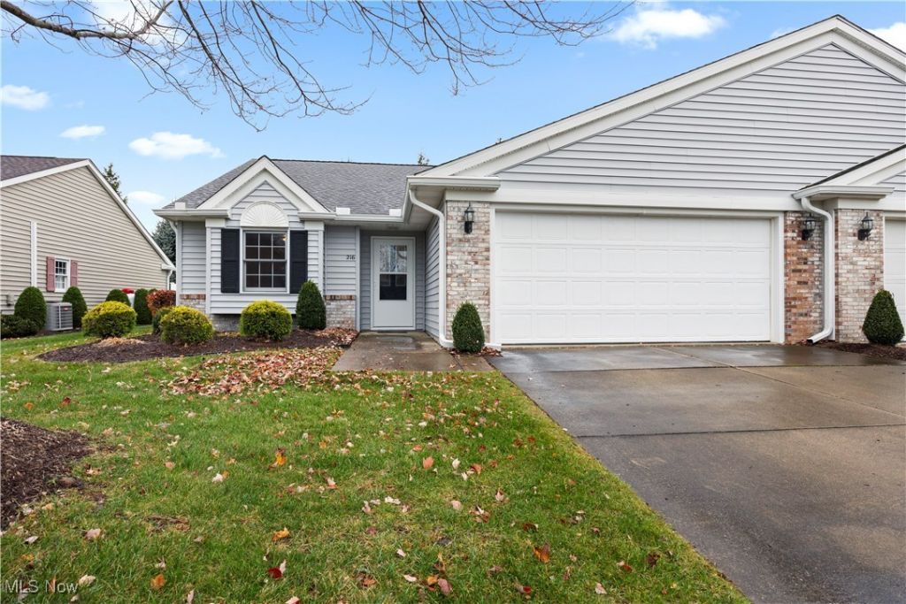 216 Chevy Drive, Huron, OH 44839 Main Photo