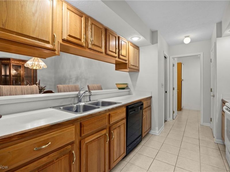 216 Chevy Drive, Huron, OH 44839 Photo 6