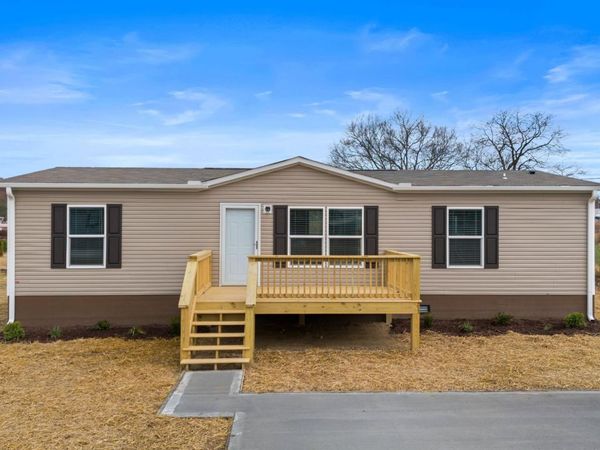 1690 Old Newport Highway, Newport, TN 37821