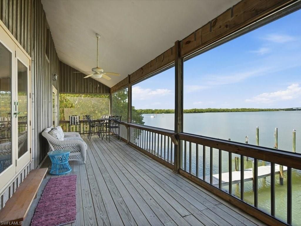 230 Harbor Pl N, Goodland, FL 34140 Photo