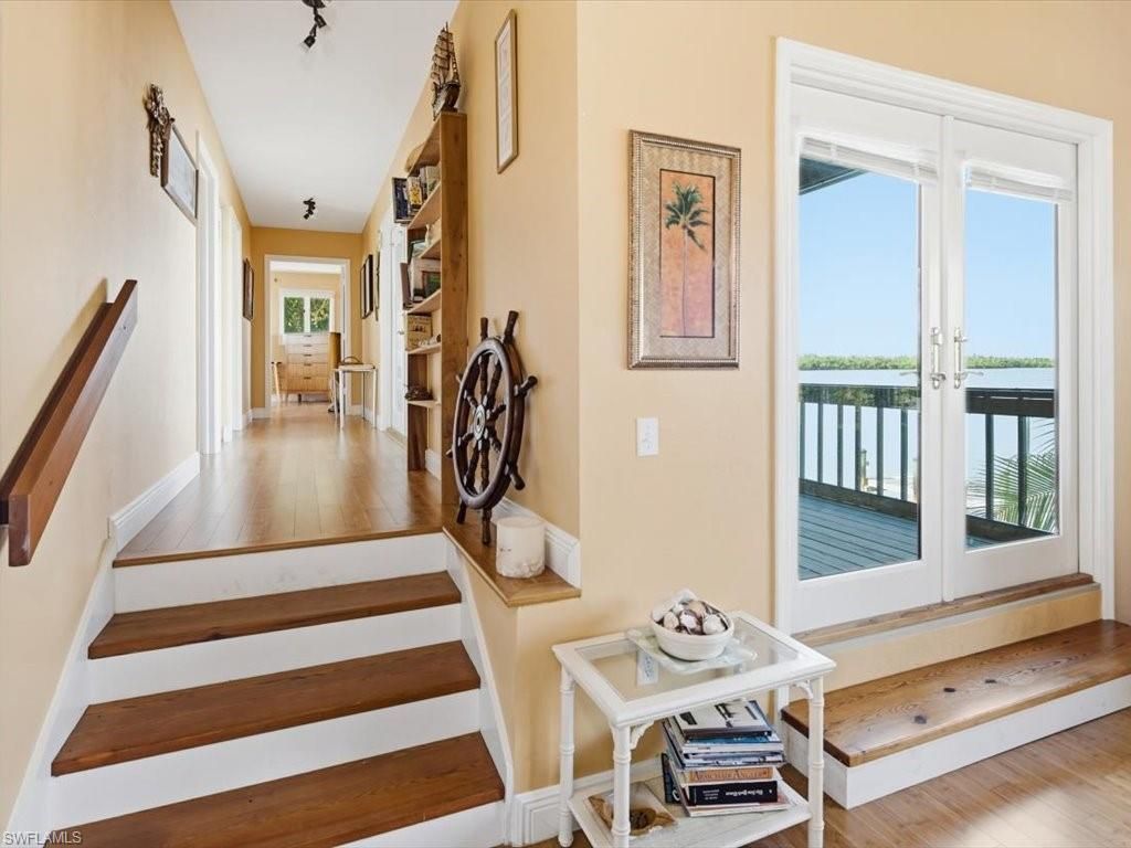 230 Harbor Pl N, Goodland, FL 34140 Photo