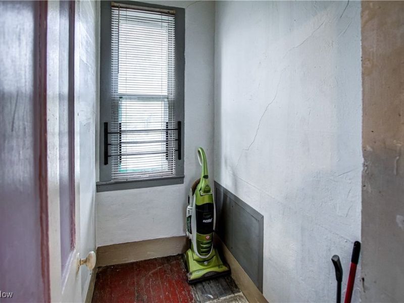 1593 E 45th Street, Cleveland, OH 44103 Photo 25
