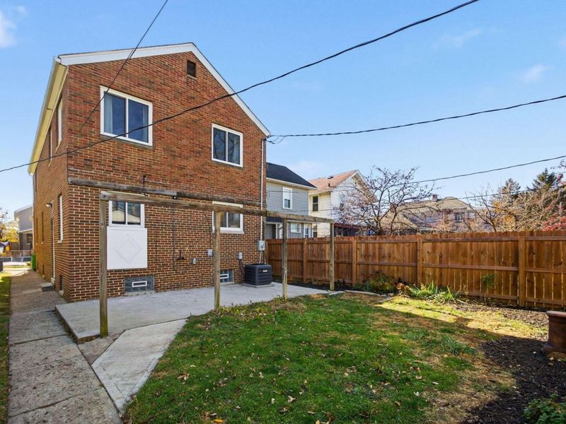 332 E Hinman Avenue, Columbus, OH 43207 Photo 33