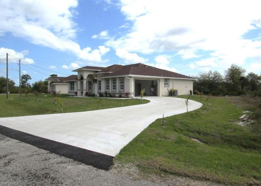 1896 Weldon Ave, Lehigh Acres, FL 33972 Photo