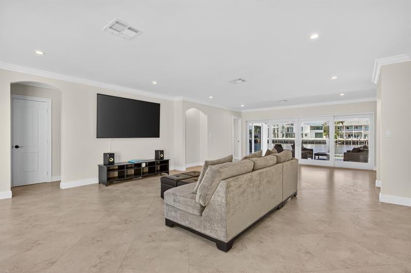 1921 W Terra Mar Drive, Lauderdale by the Sea, FL 33062 Photo