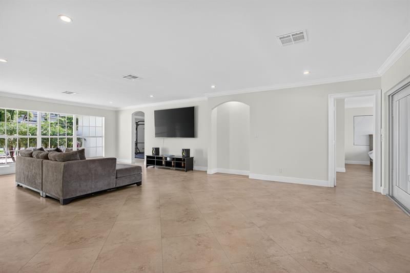 1921 W Terra Mar Drive, Lauderdale by the Sea, FL 33062 Photo