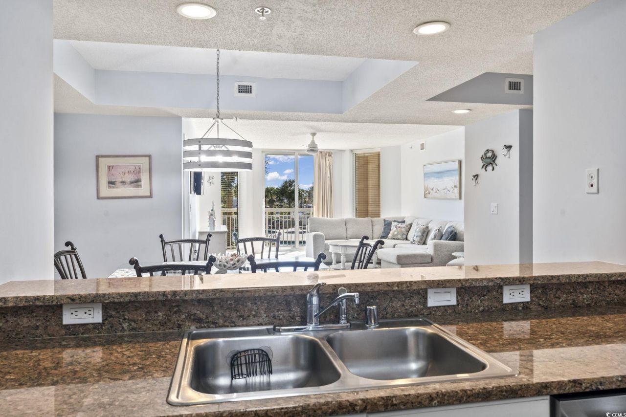 4801 Harbour Point Dr. Photo 9