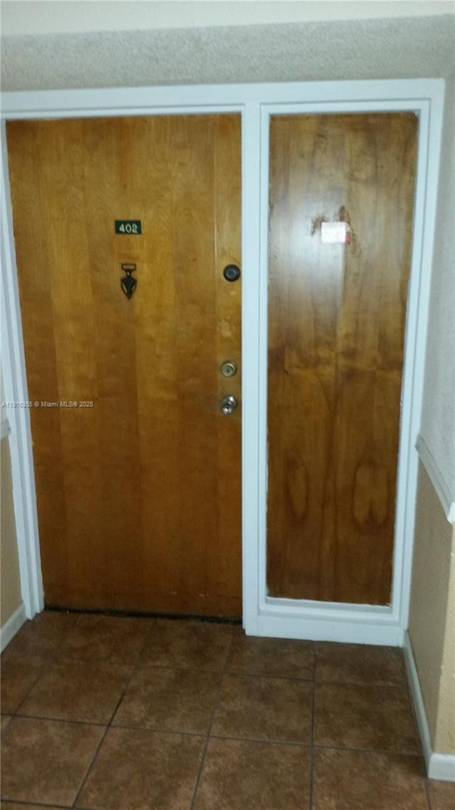 2075 SW 122nd Ave, Unit 402, Miami, FL 33175 Photo