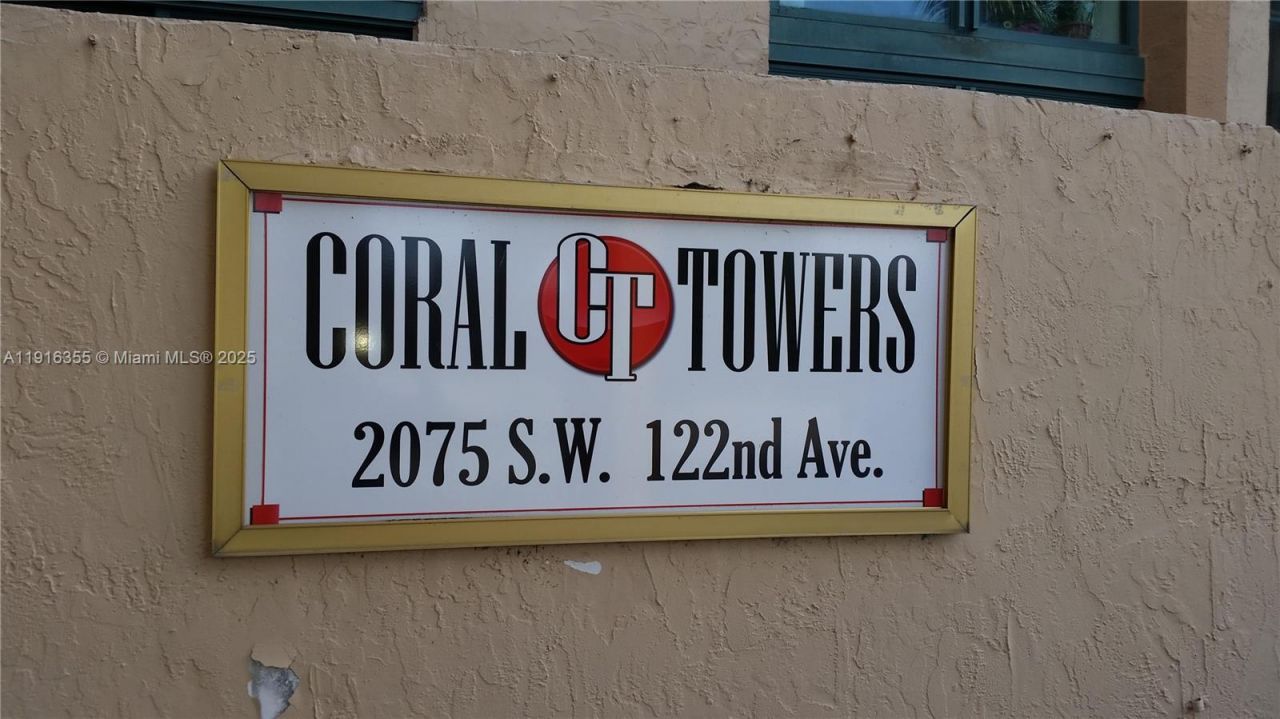 2075 SW 122nd Ave, Unit 402, Miami, FL 33175 Photo