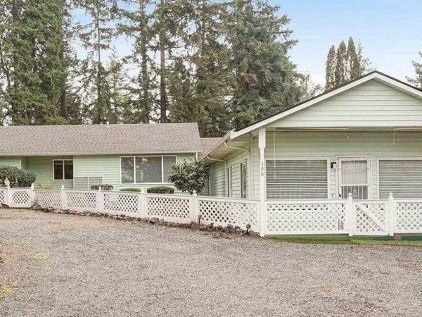 390 Salem Heights Av S, Salem, OR 97302