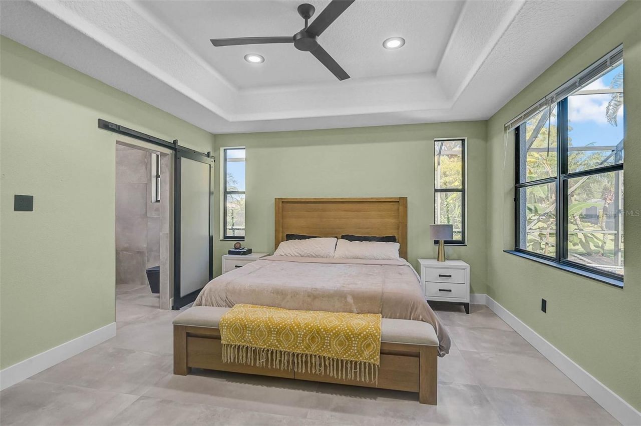 3635 80th Drive E, Sarasota, FL 34243 Photo