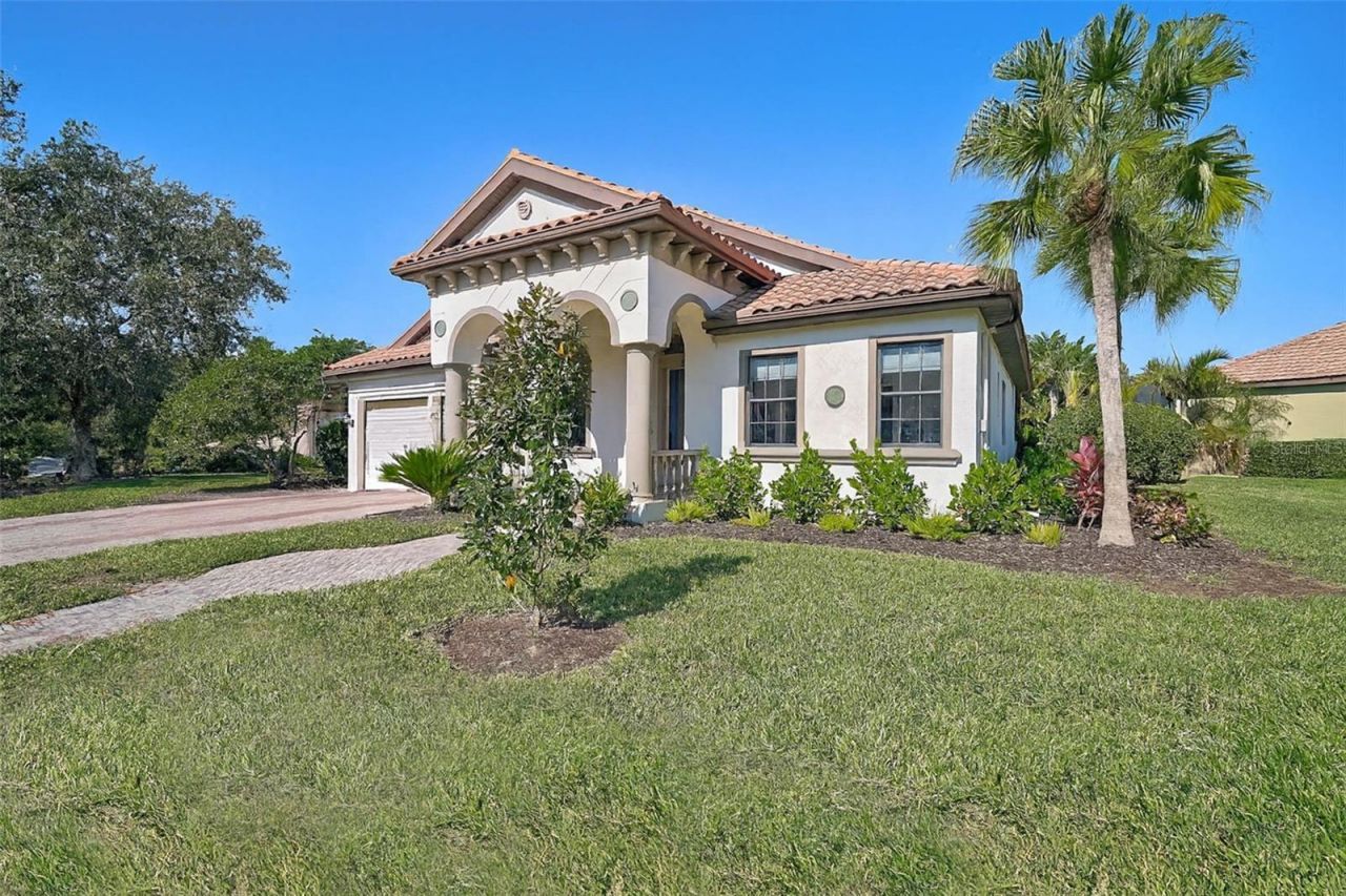 3635 80th Drive E, Sarasota, FL 34243 Photo