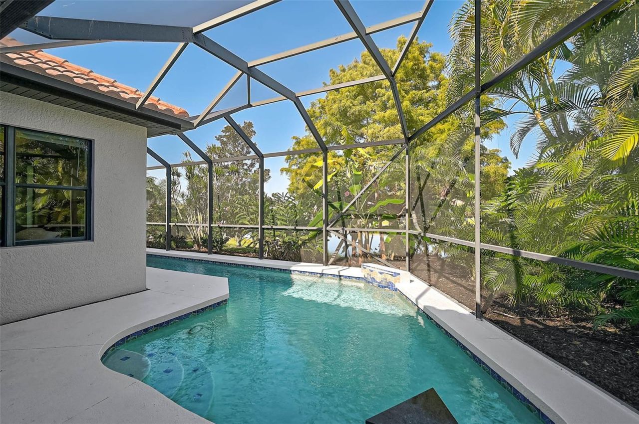 3635 80th Drive E, Sarasota, FL 34243 Photo