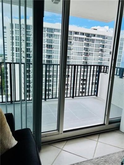 525 N Ocean Boulevard, Unit 1416, Pompano Beach, FL 33062 Photo