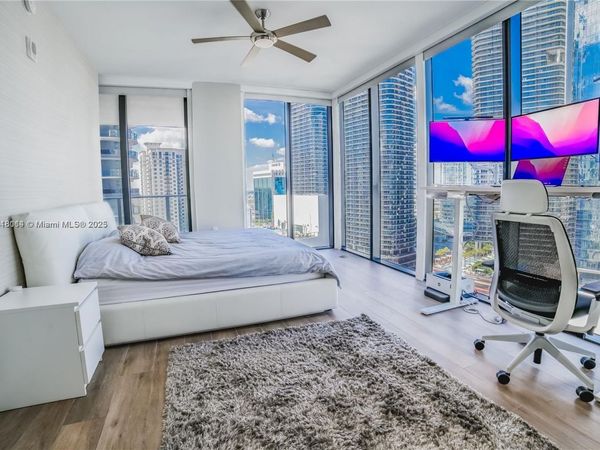 1010 Brickell Ave, Unit 2611, Miami, FL 33131