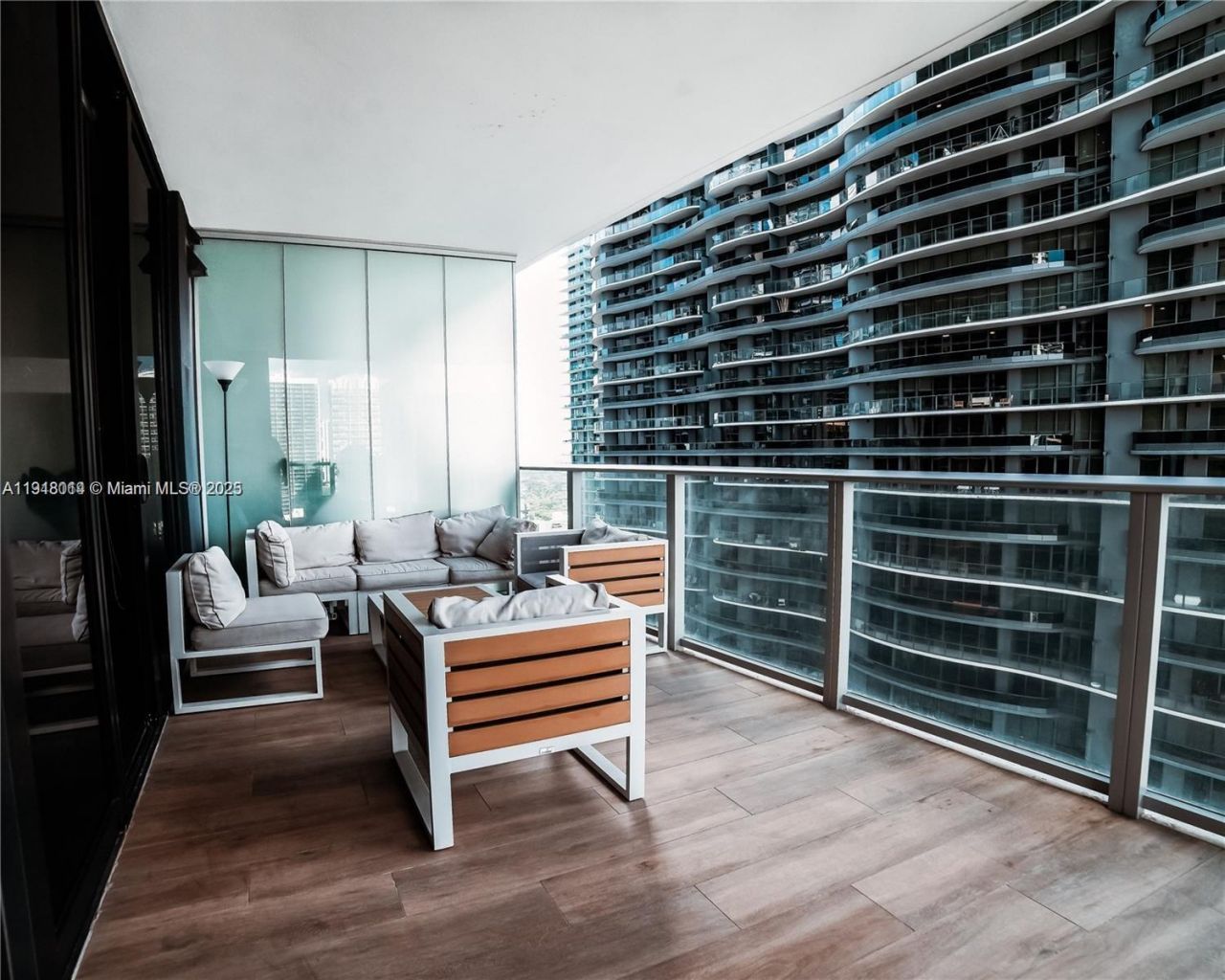 1010 Brickell Ave, Unit 2611, Miami, FL 33131 Photo