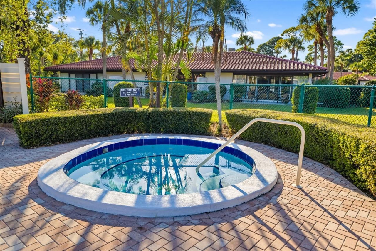 3500 El Conquistador Parkway, Unit 242, Bradenton, FL 34210 Photo