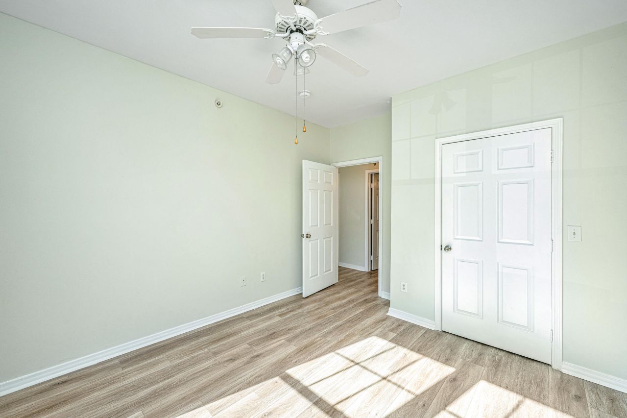 130 River Landing Drive Photo 16