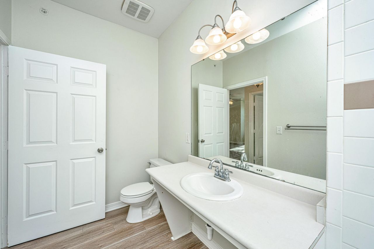 130 River Landing Drive Photo 17