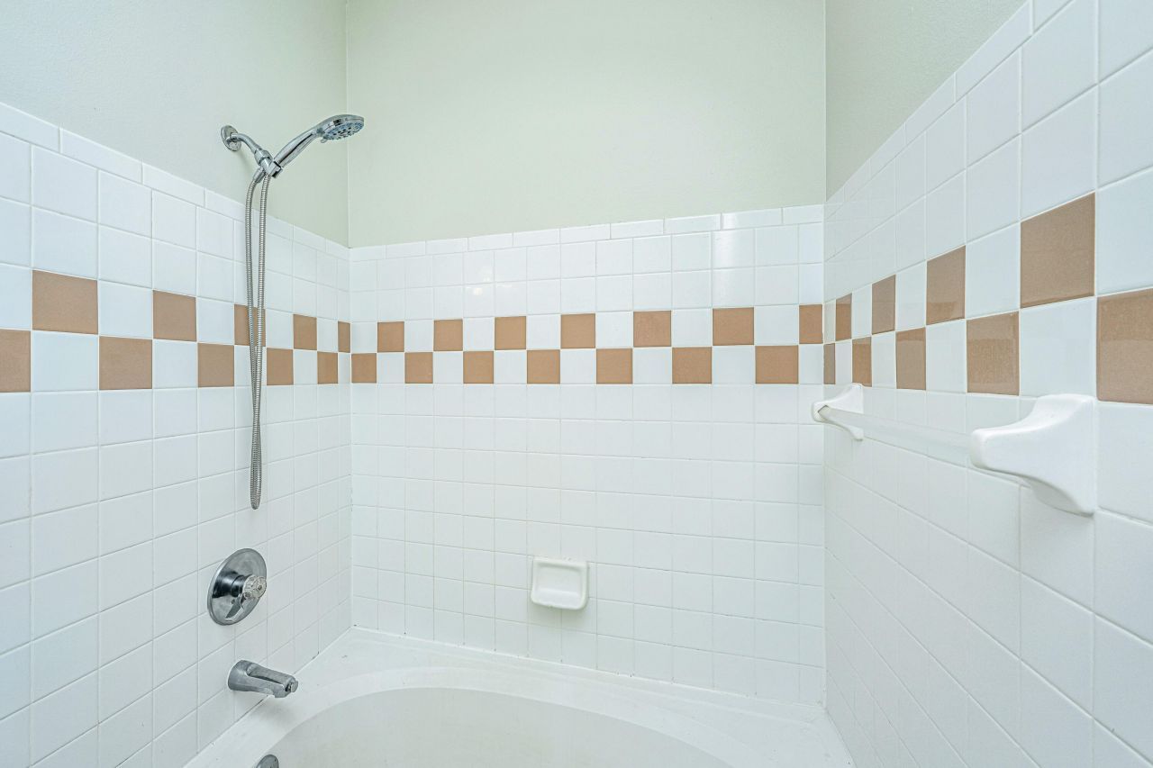 130 River Landing Drive Photo 19