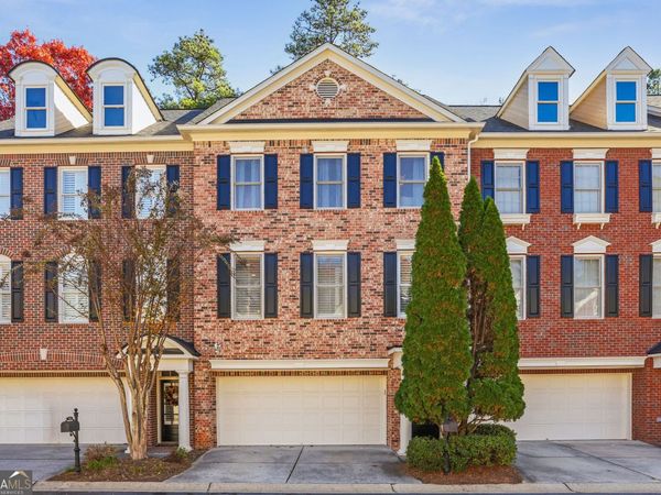 520 Vinings Estates Drive SE, Unit BLDG B04, Mableton, GA 30126