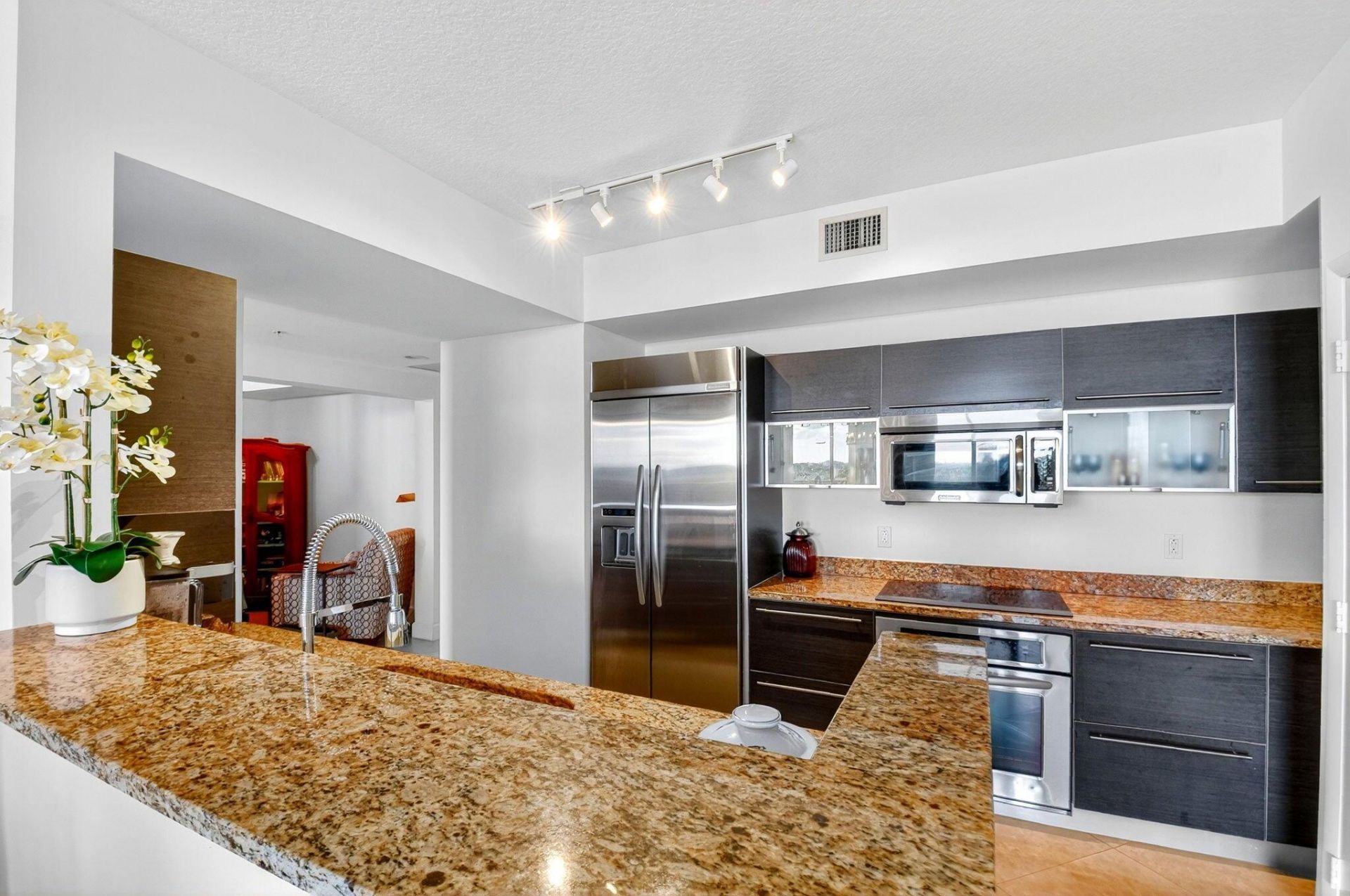 550 Okeechobee Boulevard, Unit 623, West Palm Beach, FL 33401 Photo