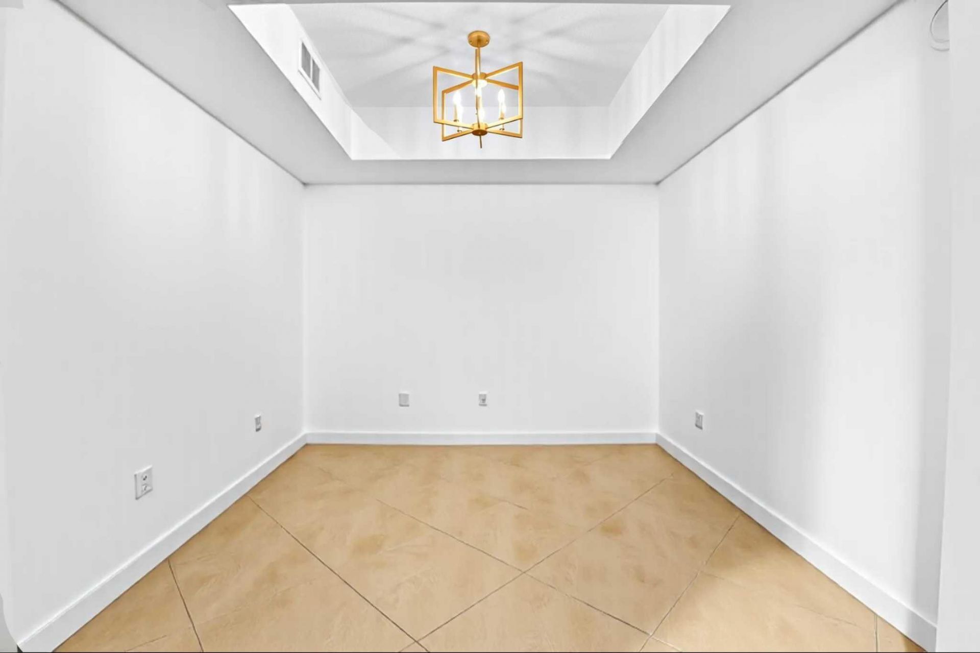 550 Okeechobee Boulevard, Unit 623, West Palm Beach, FL 33401 Photo