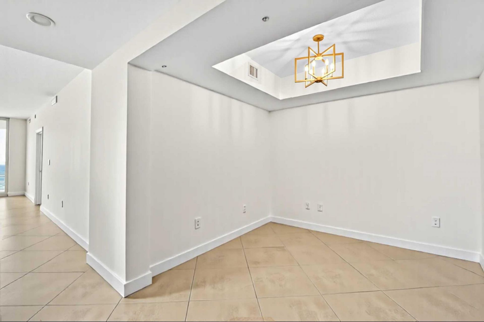 550 Okeechobee Boulevard, Unit 623, West Palm Beach, FL 33401 Photo