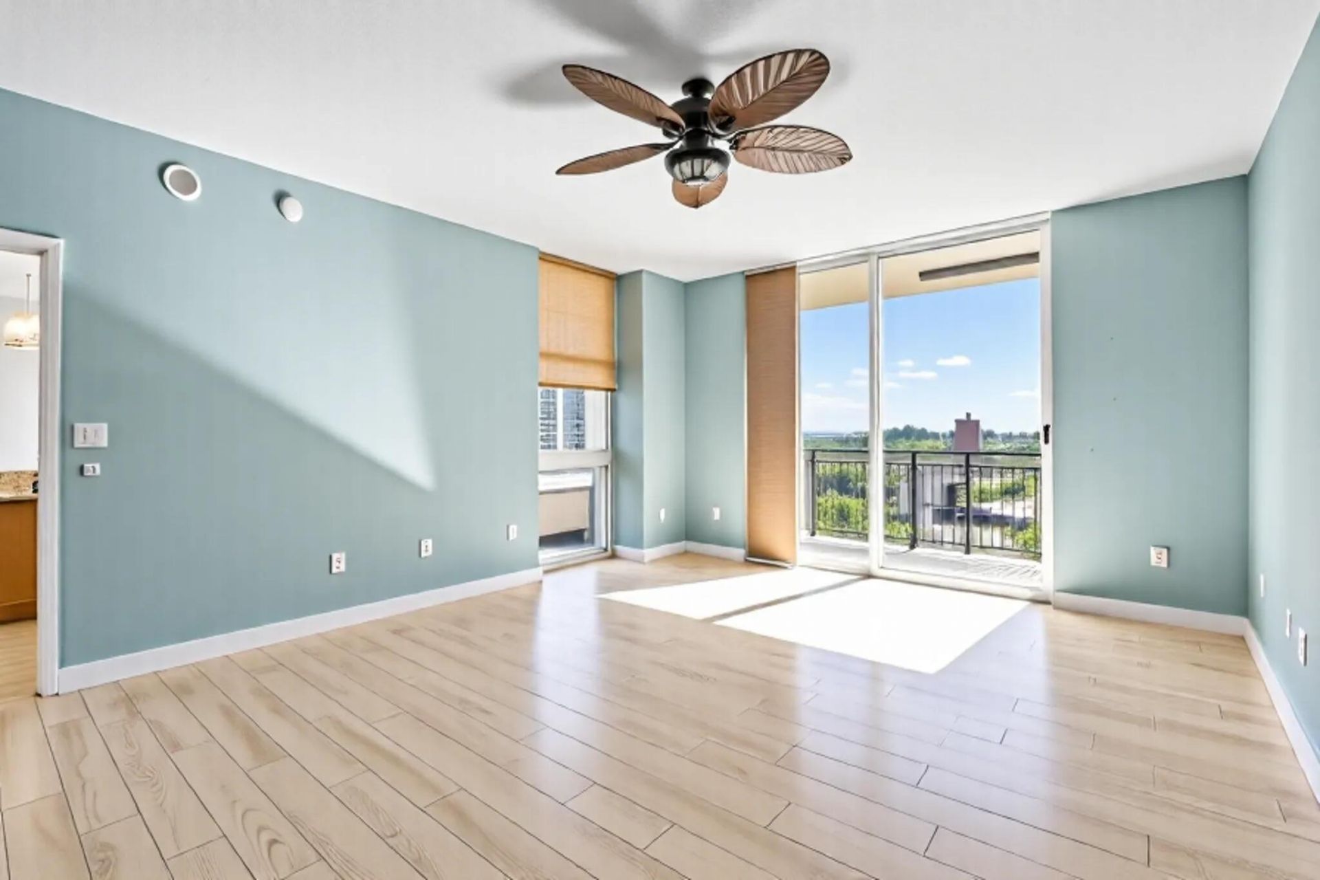 550 Okeechobee Boulevard, Unit 623, West Palm Beach, FL 33401 Photo