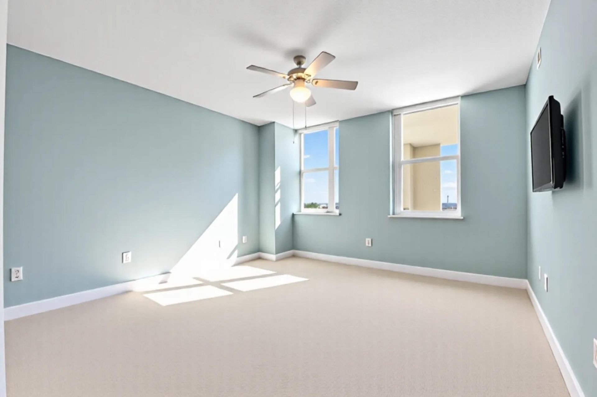 550 Okeechobee Boulevard, Unit 623, West Palm Beach, FL 33401 Photo