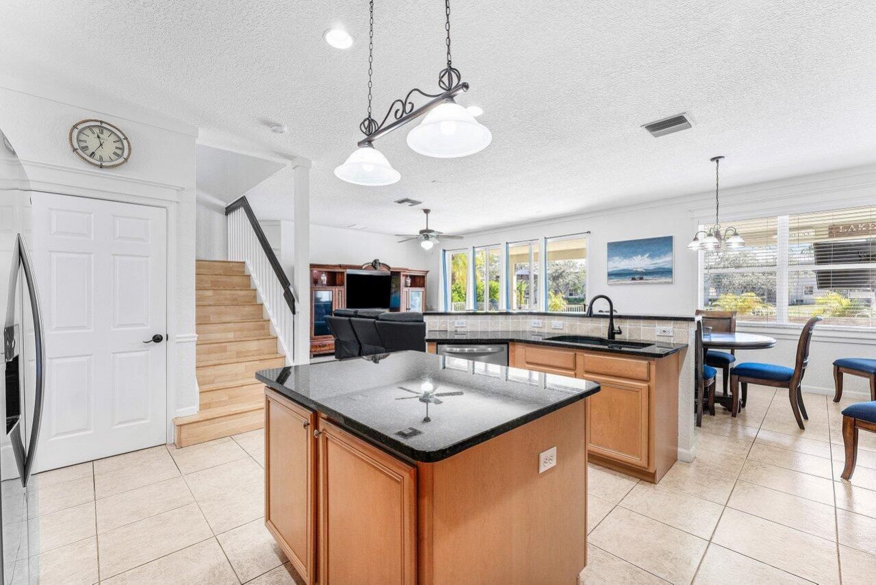 144 Kensington Way, Royal Palm Beach, FL 33414 Photo