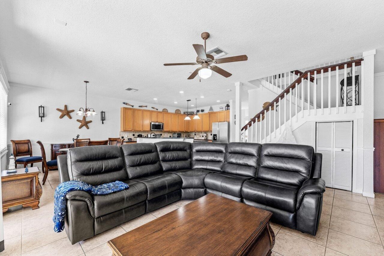 144 Kensington Way, Royal Palm Beach, FL 33414 Photo