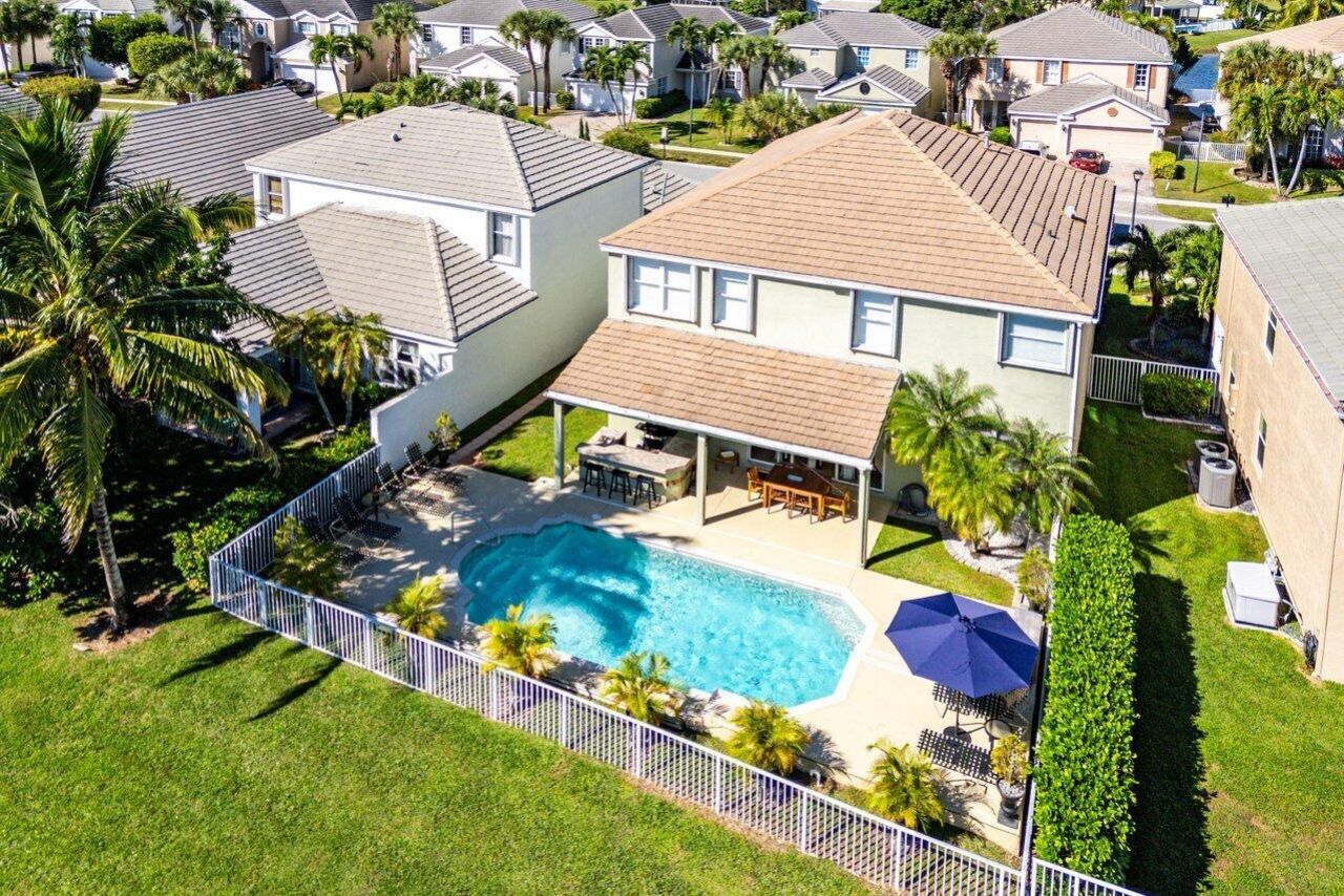 144 Kensington Way, Royal Palm Beach, FL 33414 Photo