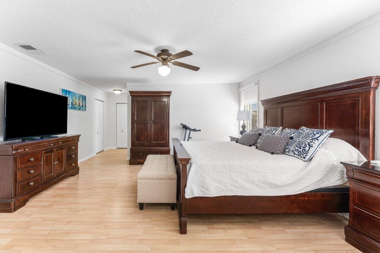 144 Kensington Way, Royal Palm Beach, FL 33414 Photo