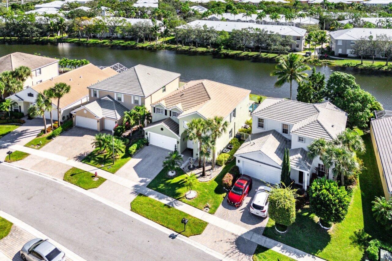 144 Kensington Way, Royal Palm Beach, FL 33414 Photo