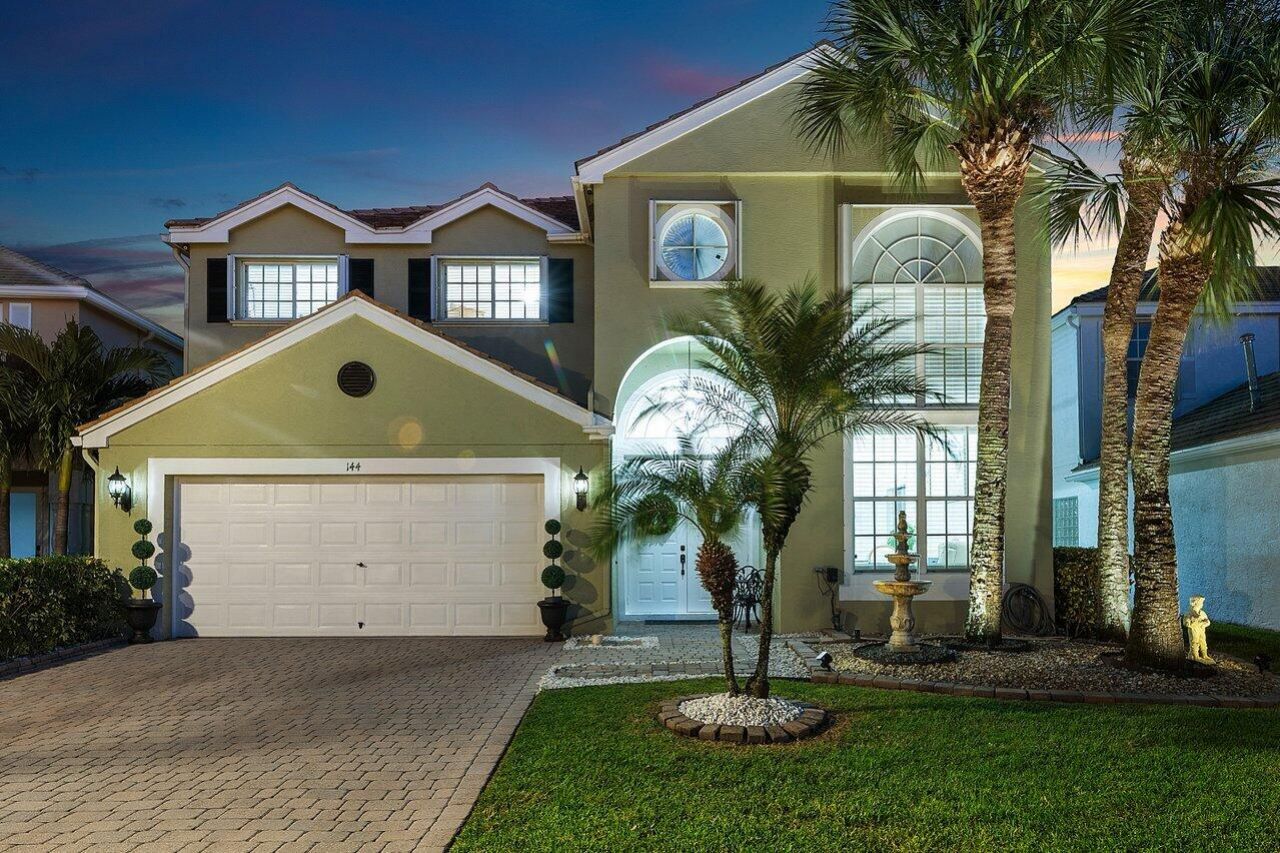 144 Kensington Way, Royal Palm Beach, FL 33414 Photo