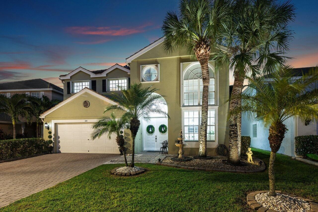 144 Kensington Way, Royal Palm Beach, FL 33414 Photo