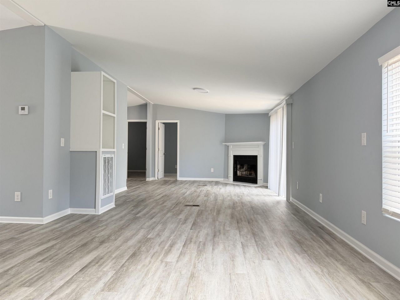 154 Kyle Road Photo 9