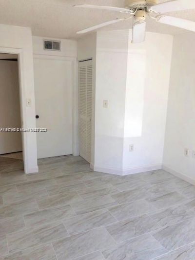 22102 Glenmoor Dr, Unit 102, West Palm Beach, FL 33409 Photo