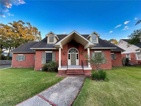 269 SAUVE Road, River Ridge, LA 70123
