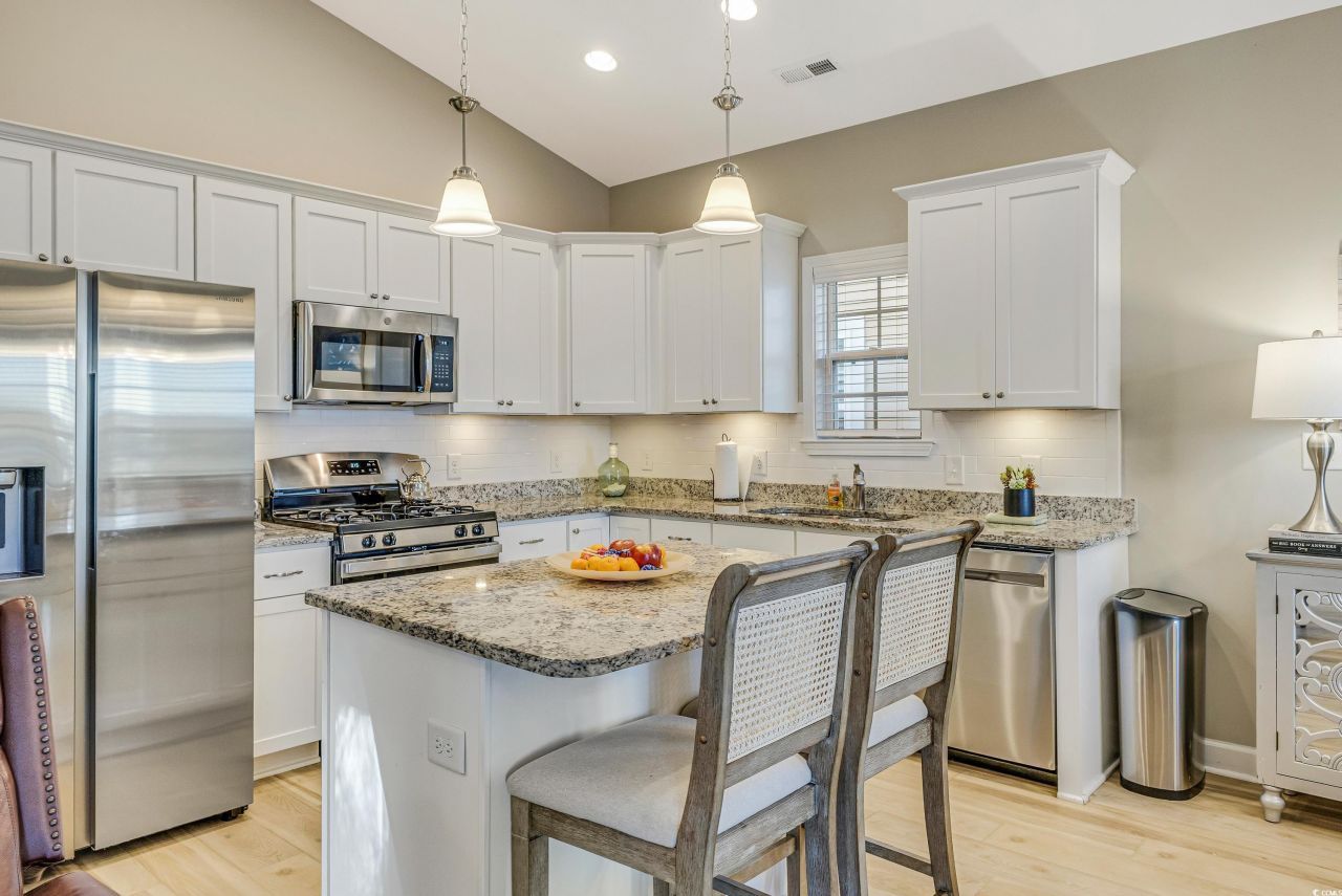 4420 Grande Harbour Blvd. Photo 12