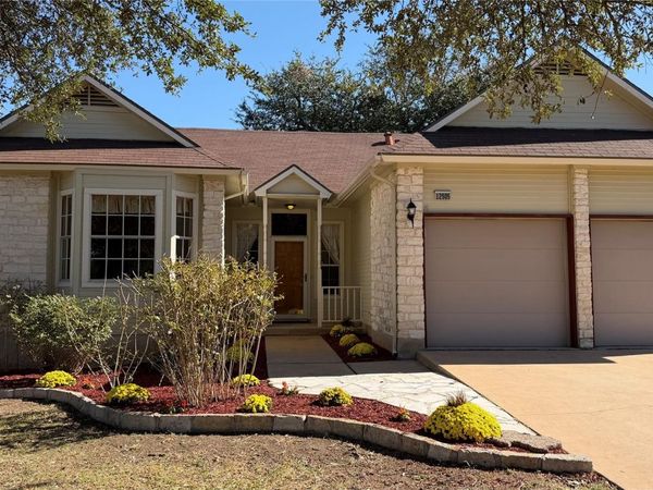 12505 Hunters Chase DR, Austin, TX 78729