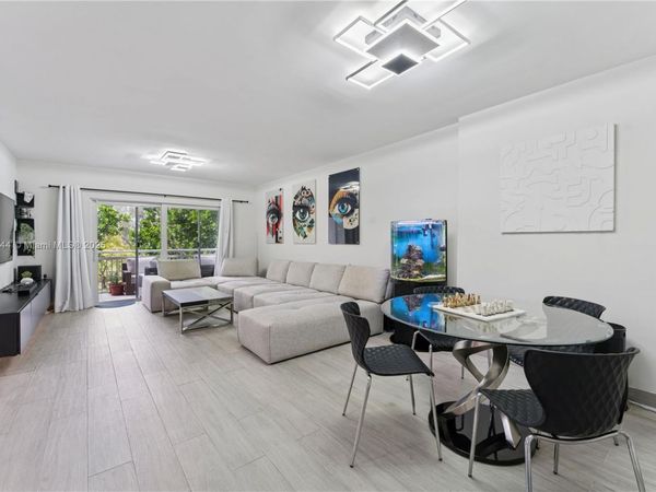 4400 Hillcrest Dr, Unit 303B, Hollywood, FL 33021