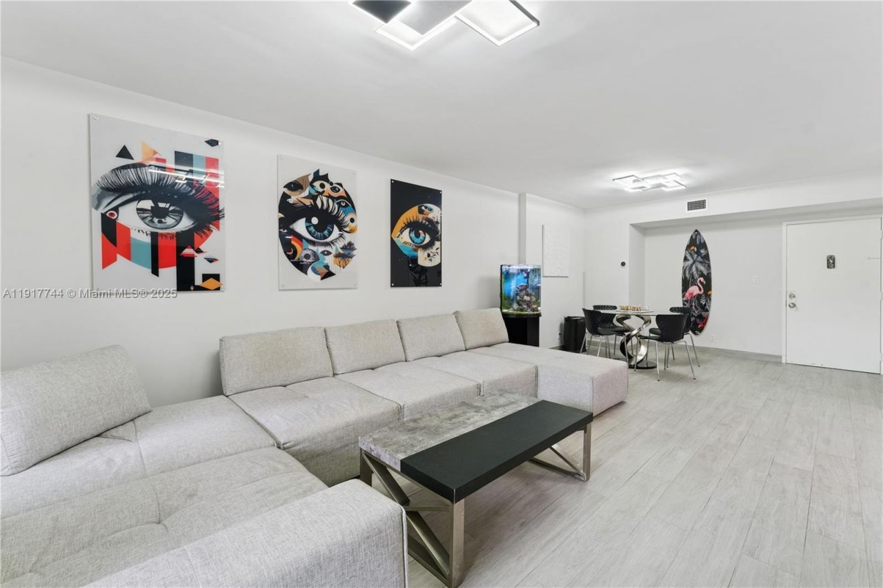 4400 Hillcrest Dr, Unit 303B, Hollywood, FL 33021 Photo