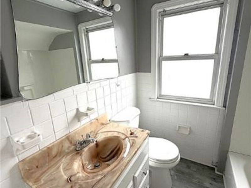 17312 Glendale Avenue, Cleveland, OH 44128 Photo 17