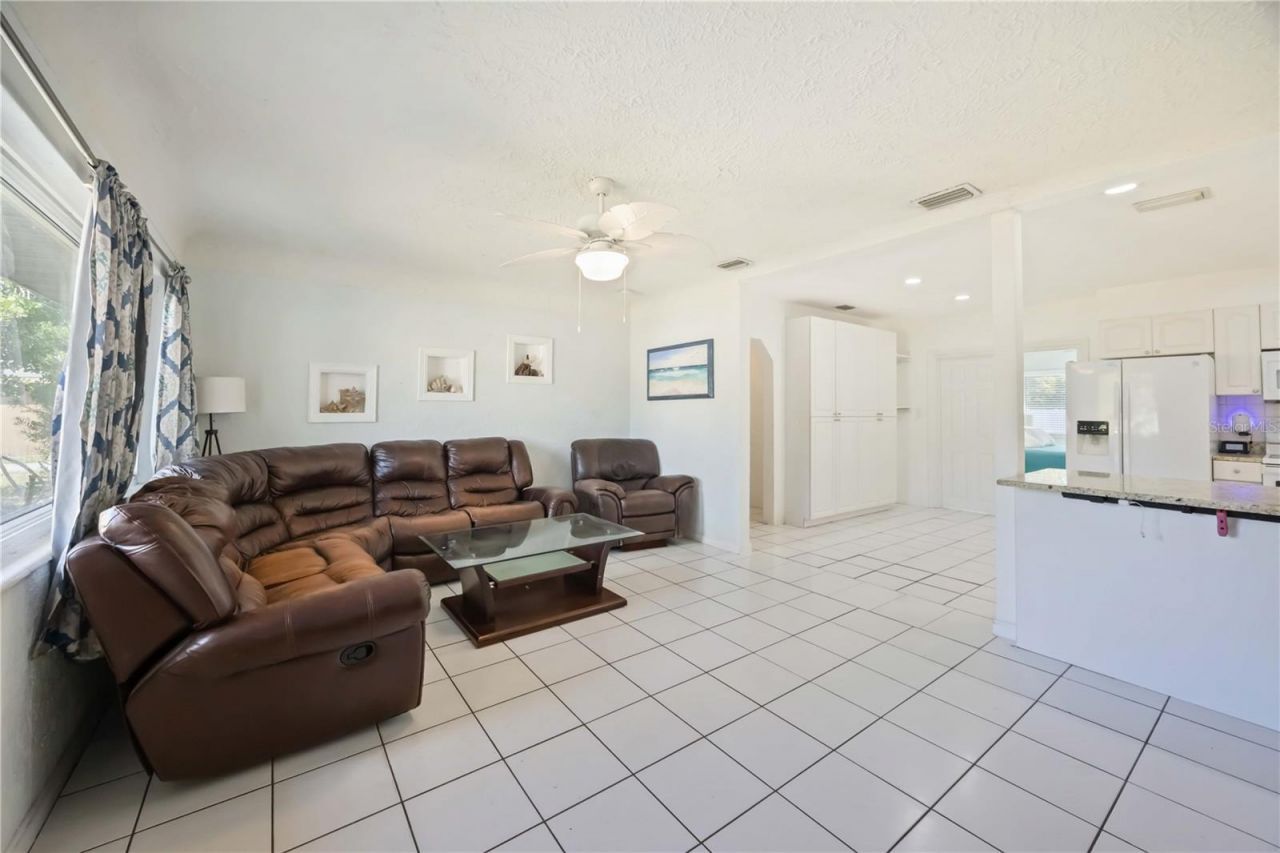 2811 17th Avenue W, Bradenton, FL 34205 Photo