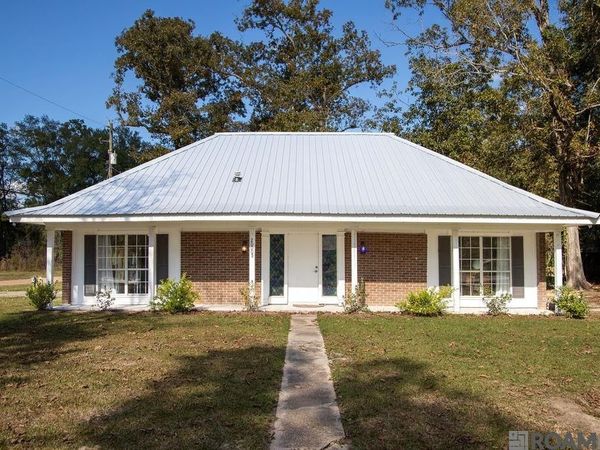 20005 Oakwood Dr, Ponchatoula, LA 70454